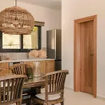 度假居 Hilaritas Sea View In Kefalonia With Private Pool And Jacuzzi