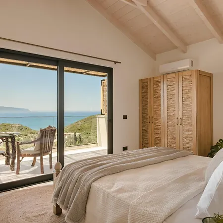 Feriehus Hilaritas Sea View In Kefalonia With Private Pool And Jacuzzi