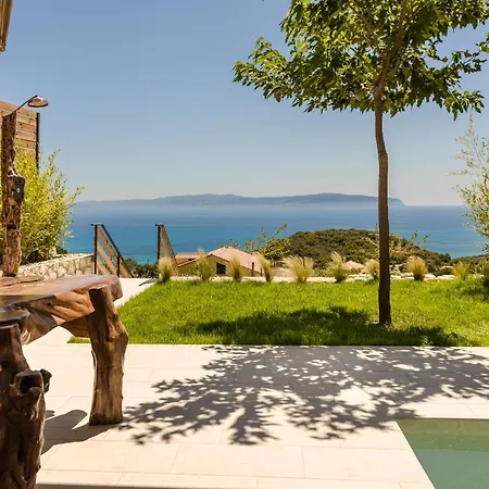 Feriehus Hilaritas Sea View In Kefalonia With Private Pool And Jacuzzi *