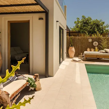 Hilaritas Kefalonia, Luxury Villa-style With Private Pool & Stunning Sea Views * Ratzaklíon