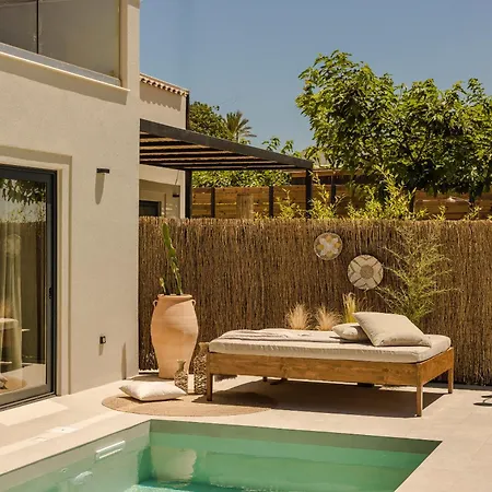 Hilaritas Luxury Sea View, Private Pool & Jacuzzi Paradise Holiday home