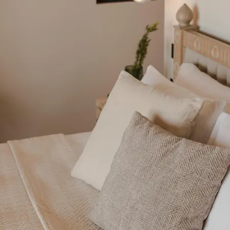 Hilaritas Kefalonia, Luxury Villa-style With Private Pool & Stunning Sea Views Prázdninový dům