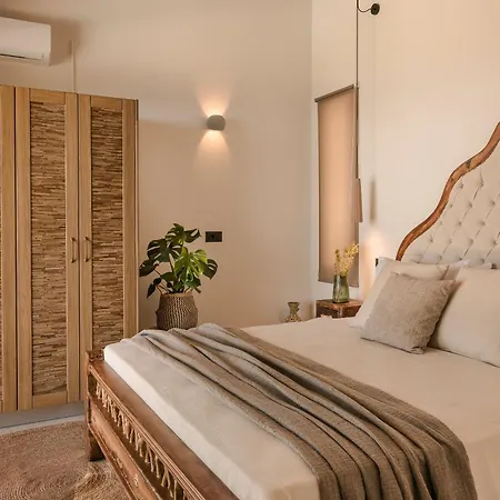 Hilaritas Luxury Sea View, Private Pool & Jacuzzi Paradise Holiday home Ratzaklion