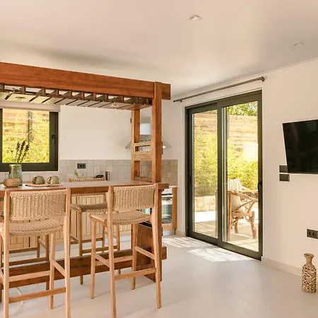 Hilaritas Sea View In Kefalonia With Private Pool And Jacuzzi *