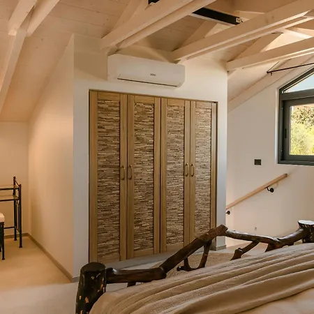 Hilaritas Kefalonia, Luxury Villa-style With Private Pool & Stunning Sea Views Prázdninový dům