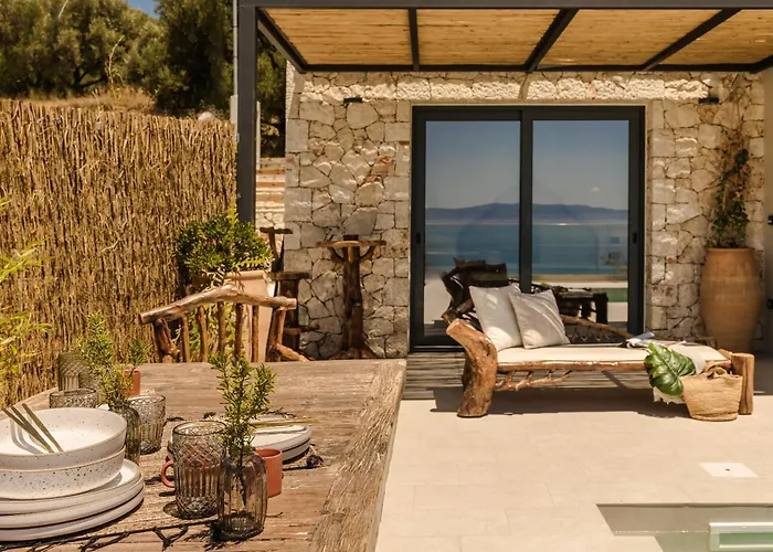 Hilaritas Sea View In Kefalonia With Private Pool And Jacuzzi بيت للعطل *