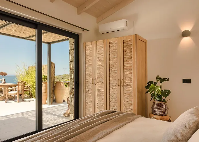Hilaritas Sea View In Kefalonia With Private Pool And Jacuzzi