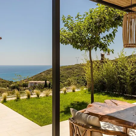 Feriehus Hilaritas Sea View In Kefalonia With Private Pool And Jacuzzi *